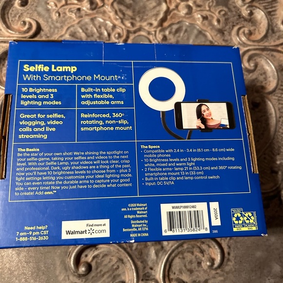 COPY - Selfie ring light with phone stand - Picture 2 of 3